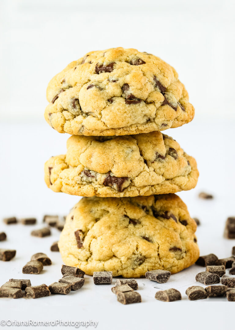 NYC Bakery-Style Eggless Chocolate Chip Cookies (Giant)